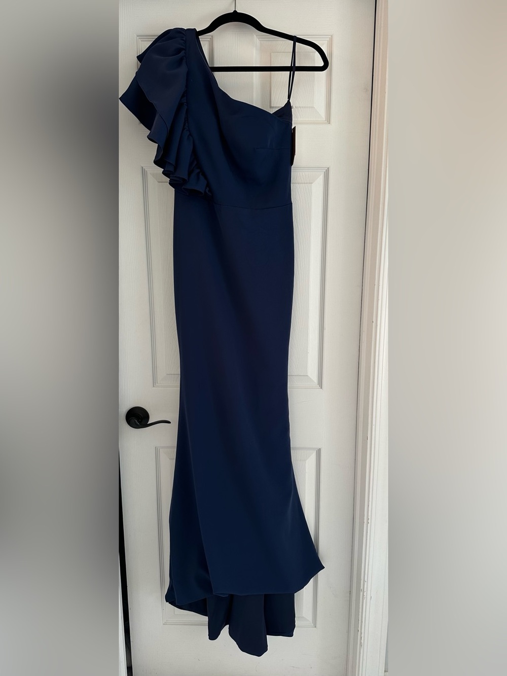 NEW!Elegant Navy One-Shoulder Ruffle Evening Dress